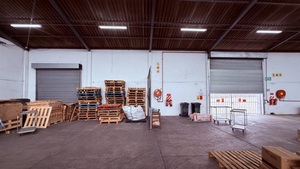 1 810m² Warehouse to rent at 118 Bofors Circle - Gresmac in Epping Industrial