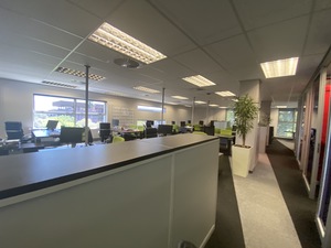 963m² Office Space to rent at 18 Skeen Boulevard in Bedfordview