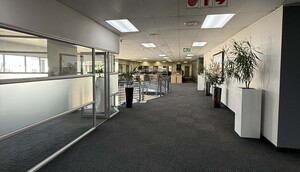 1 678m² Warehouse to rent at 25 Superior Close in Midridge Park