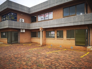 Office Space to rent at 82 Richards Drive in Midrand