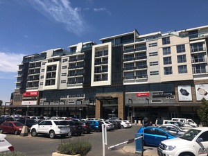 430m² Office Space to rent at Bedford Centre in Bedfordview