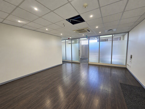 858m² Office Space to rent at Bloemhof in Bo Oakdale