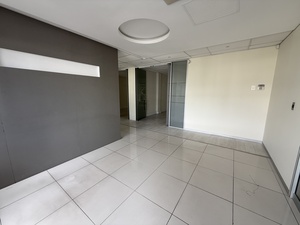 415m² Office Space to rent at Boundary Terraces in Newlands