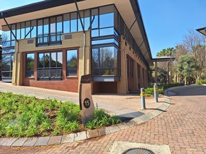 320m² Office Space to rent at Constantia Office Park in Constantia Kloof