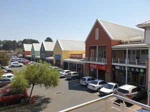 Retail Shops to rent at Equestria Shopping Centre in Equestria