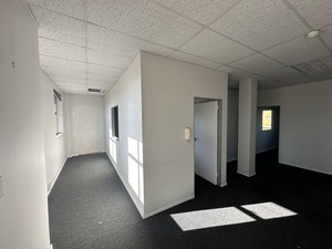 100m² Office Space to rent at Frazzitta Business Park - Milnerton in Marconi Beam