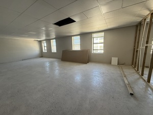 97m² Office Space to rent at Halo Medical Suites Paardevlei in Paardevlei