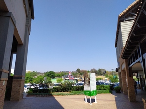 112m² Retail Shops to rent at Hazeldean Square Shopping Center in Silver Lakes