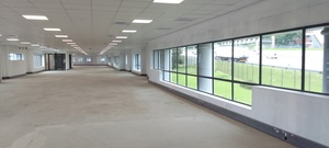1 922m² Office Space to rent at Cascade Close in Vorna Valley