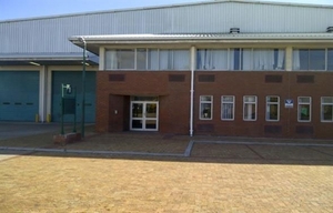 Warehouse to rent at Ikhwezi Industrial Park in Epping Industrial
