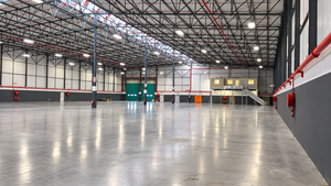 3 450m² Warehouse to rent at Ikhwezi Industrial Park in Epping Industrial