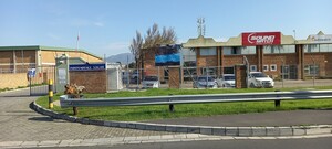 2 094m² Warehouse to rent at Independence Square in Ottery
