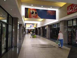 Retail Shops to rent at Lynnridge Mall in Lynnwood