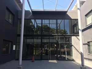 401m² Retail Shops to rent at Design Quarter Offices in Fourways