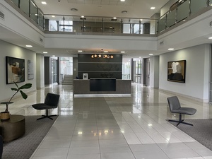 401m² Retail Shops to rent at Design Quarter Offices in Fourways