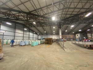 8 517m² Warehouse to rent at 4 Stuart Close - Somerset West Business Park in Somerset West