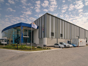 Warehouse to rent at Stonewood Park in Okavango