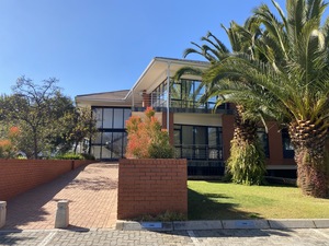 264m² Office Space to rent at Viscount Office Park in Bedfordview