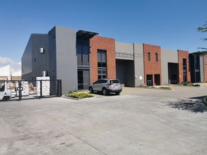 449m² Warehouse to rent at Willow Park in Stikland