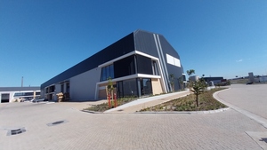 Warehouse to rent at Winelands Close Business Park 1 in Stikland