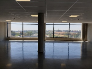 320m² Retail Shops to rent at 168 Grayston in Sandton Central