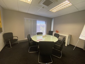 963m² Office Space to rent at 18 Skeen Boulevard in Bedfordview