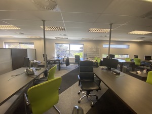 963m² Office Space to rent at 18 Skeen Boulevard in Bedfordview