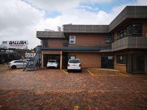 Office Space to rent at 82 Richards Drive in Midrand