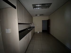 656m² Office Space to rent at Bedford Centre in Bedfordview
