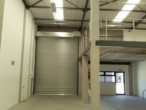 Warehouse to rent at Bellray Business Park in Stikland