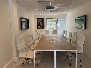 415m² Office Space to rent at Boundary Terraces in Newlands