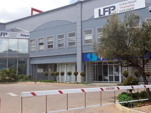 556m² Office Space to rent at Bridge on Bond in Randburg CBD