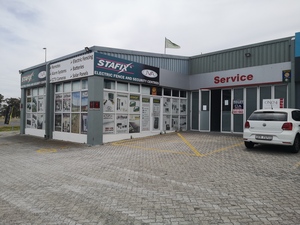 Retail Shops to rent at Broadway Auto Centre in Somerset West