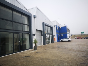 Warehouse to rent at Firgrove Business Park in Firgrove