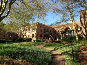 358m² Office Space to rent at Glenfield Office Park in Faerie Glen