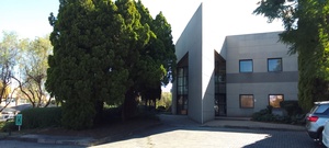 Warehouse to rent at Glomail Head Office in Vorna Valley
