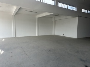 390m² Office Space to rent at M5 Business Park in Maitland