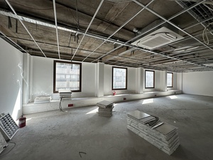 1 179m² Office Space to rent at Matador Centre in Cape Town CBD