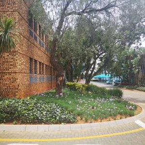 118m² Office Space to rent at Mifa Industrial Park in Glen Austin