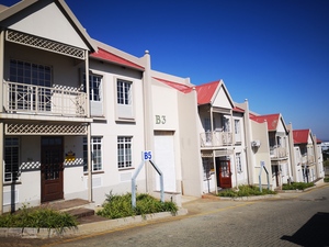 263m² Warehouse to rent at Mount Royal Business Park in Halfway House