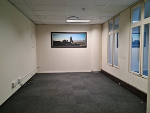 1 125m² Office Space to rent at Nelson Mandela Square in Sandton Central