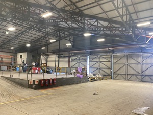 8 517m² Warehouse to rent at 4 Stuart Close - Somerset West Business Park in Somerset West