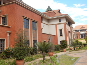 498m² Office Space to rent at The Campus in Bryanston