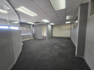 858m² Office Space to rent at Bloemhof in Bo Oakdale