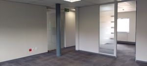 2 038m² Office Space to rent at Howick Close Waterfall Park in Vorna Valley