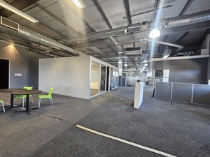 3 200m² Office Space to rent at Northgate Park Section Street in Paarden Eiland