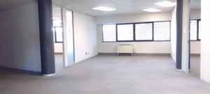 493m² Office Space to rent at Glomail Head Office in Vorna Valley