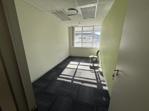 303m² Office Space to rent at Grove Exchange in Claremont