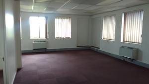 186m² Office Space to rent at Howick Gardens in Vorna Valley