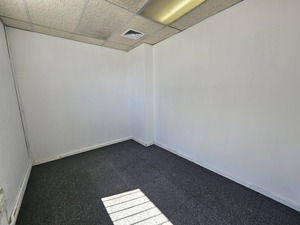 604m² Office Space to rent at Omni Park in Bo Oakdale
